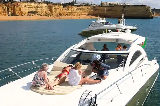 Iate Sunseeker Portofino 53 Infinity, aluguer privado em Albufeira